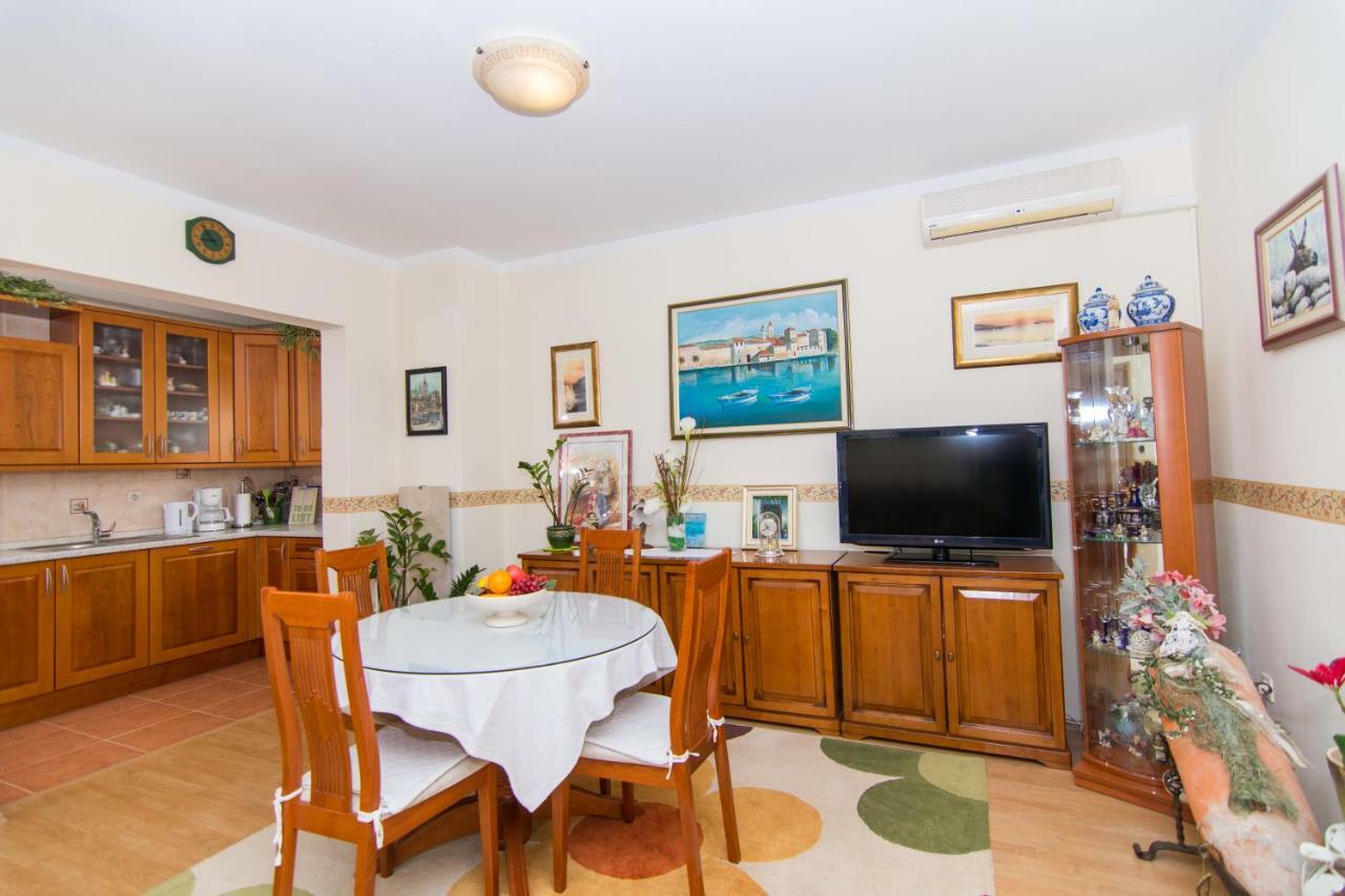 Apartmani Mm トロギール エクステリア 写真